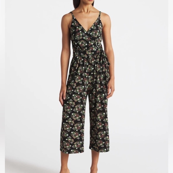 NWOT Kaileigh Rica Cropped Strappy Sleeveless Knit Floral Jumpsuit Size M - Picture 8 of 8